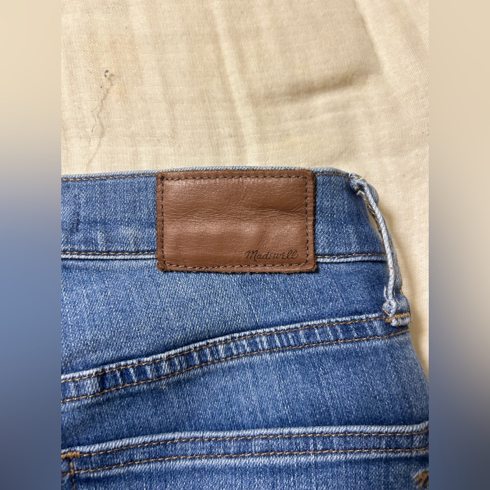 Madewell 9” Mid Rise Skinny Jeans 25 Distressed Raw Hem - Picture 11 of 11